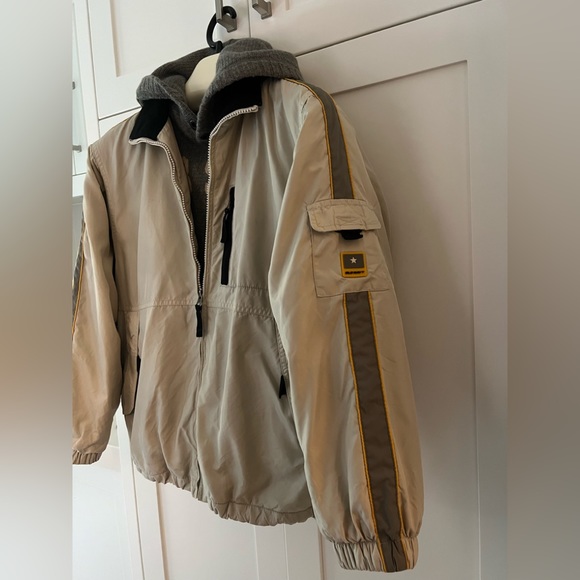 Boy’s Old Navy jacket, beige with black fleece interior - Picture 3 of 16
